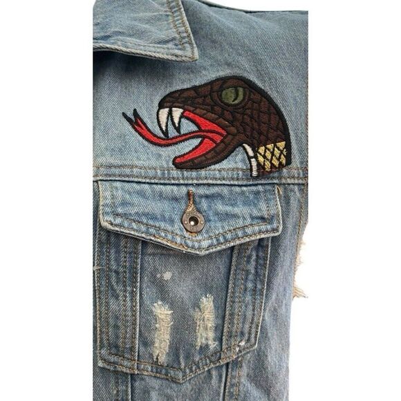 Mens M Trucker Denim Jean Jacket Cutoff Vest USA Snake Eagle Embroidered Patches - Picture 2 of 12